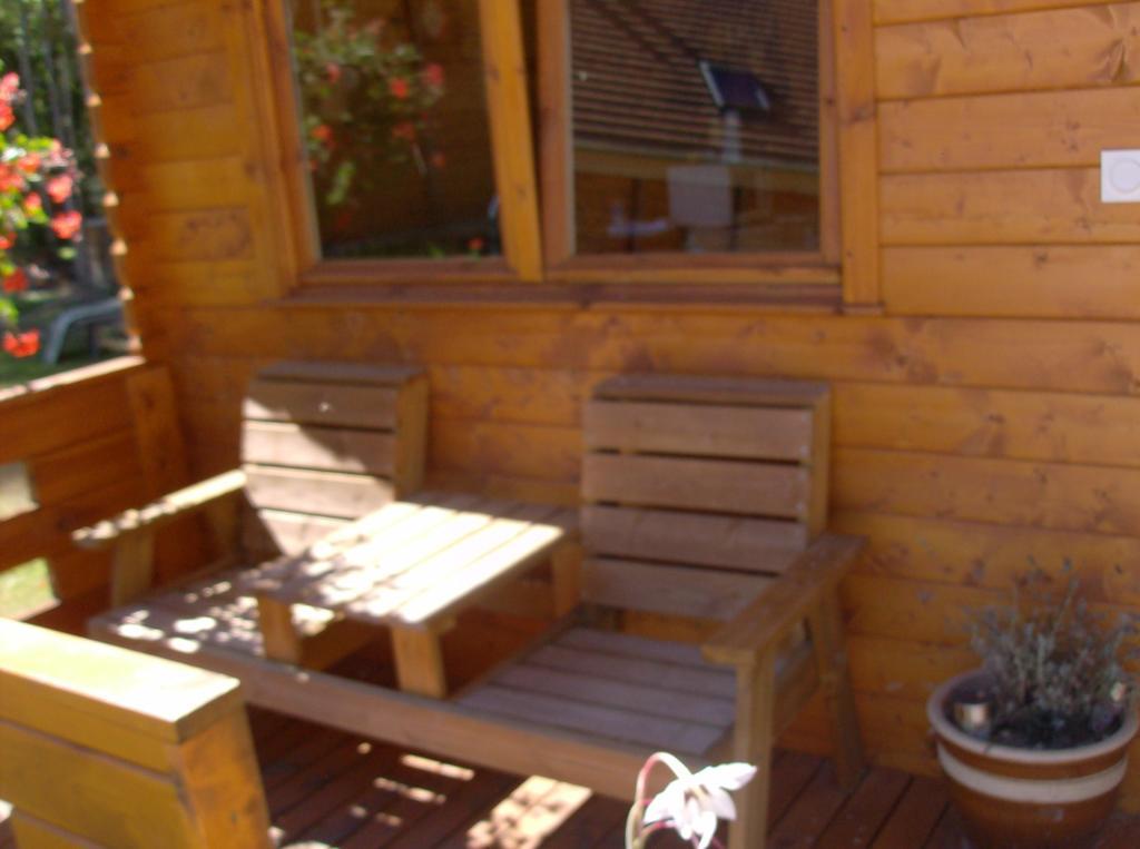 Mers-sur-Indre Le Chalet Des 4 Saisons Bed & Breakfast エクステリア 写真